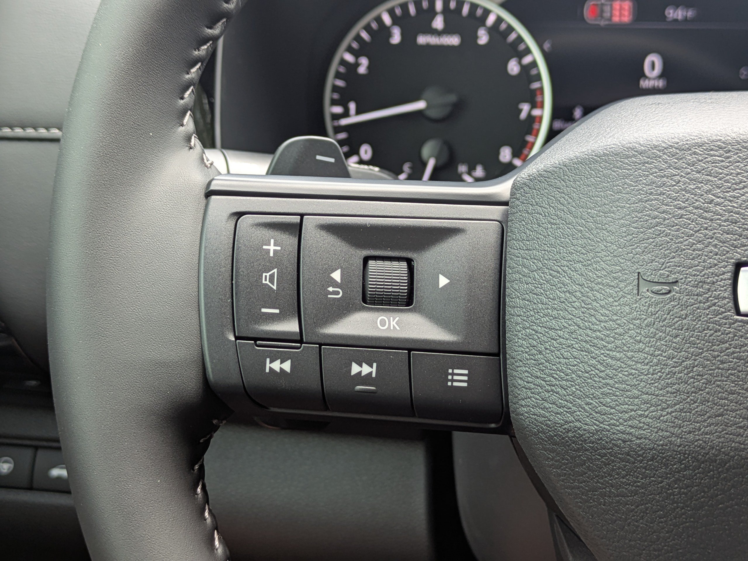New 2026 Nissan Pathfinder SV FWD image 28