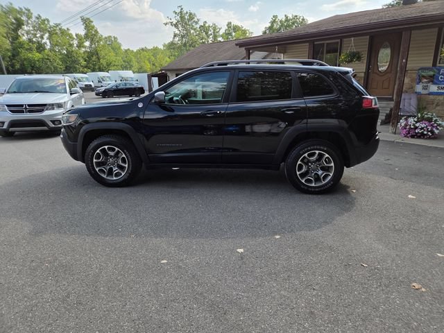 Used 2020 Jeep Cherokee Trailhawk w/ Cold Weather Group AWD/4WD image 3