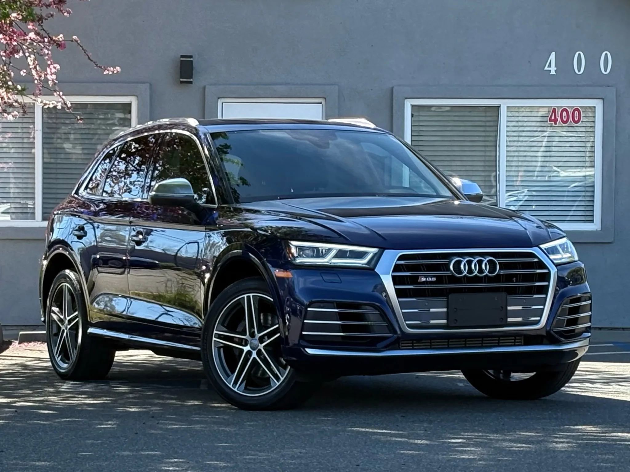 Used 2019 Audi SQ5 Premium Plus w/ Premium Plus Package image 3