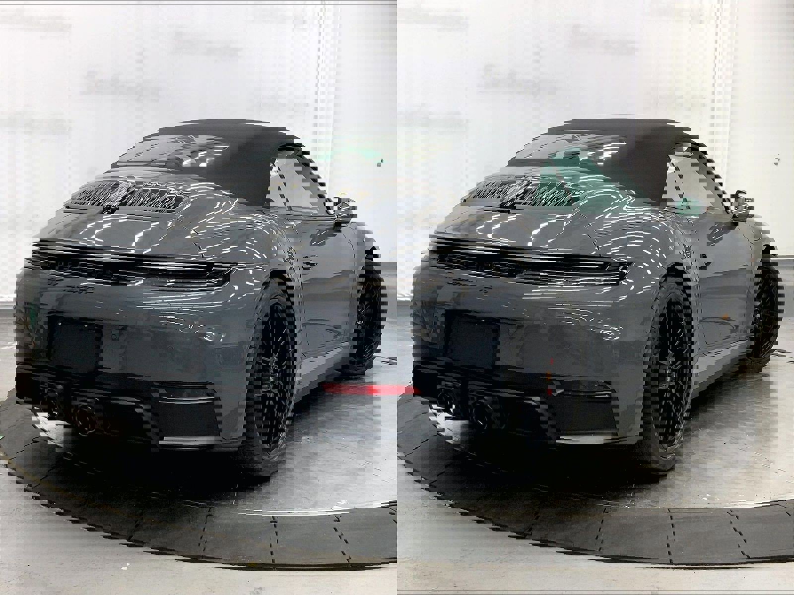 Used 2026 Porsche 911 Carrera 4 GTS AWD/4WD image 7