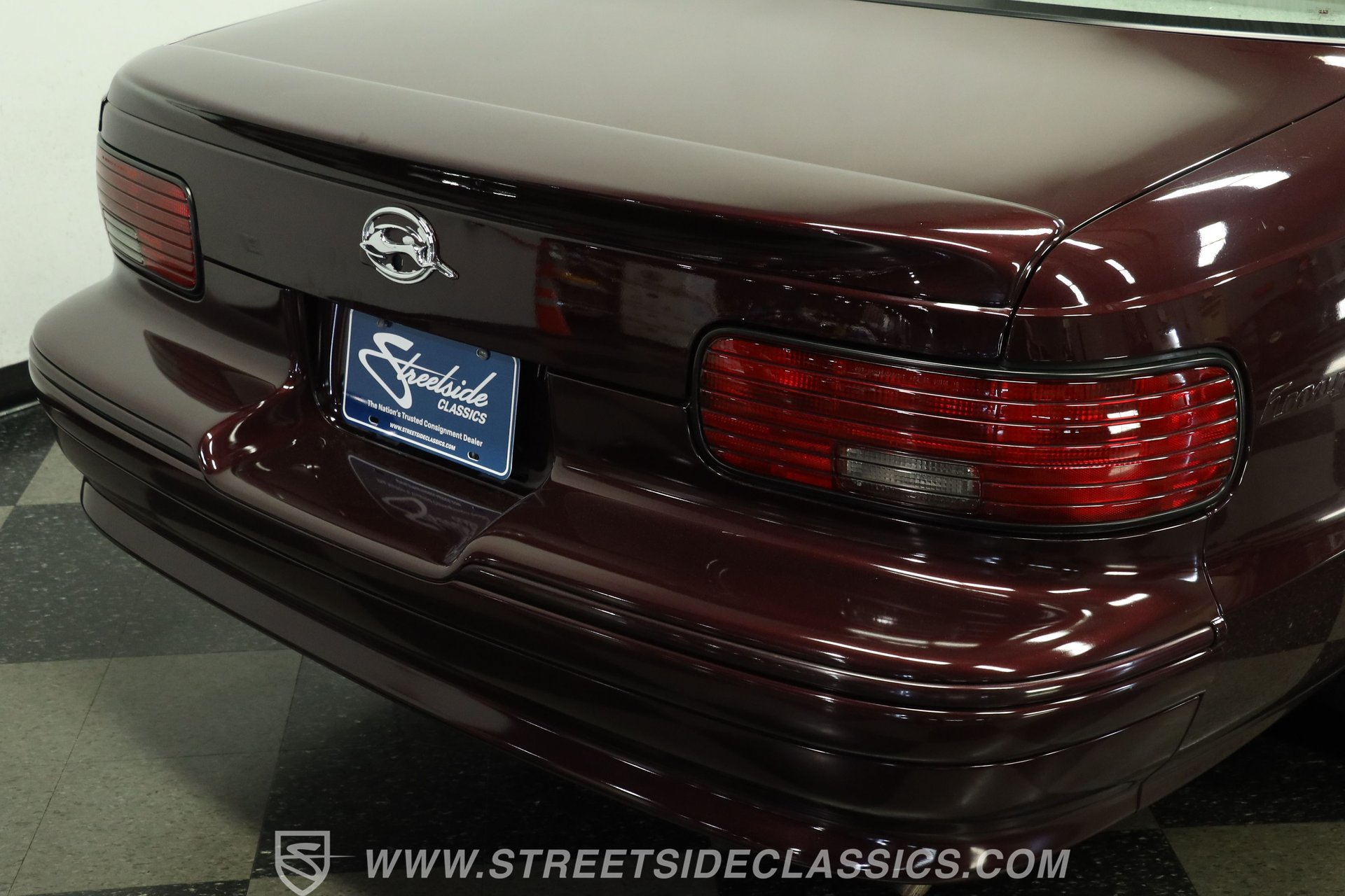 Used 1996 Chevrolet Impala SS RWD image 25