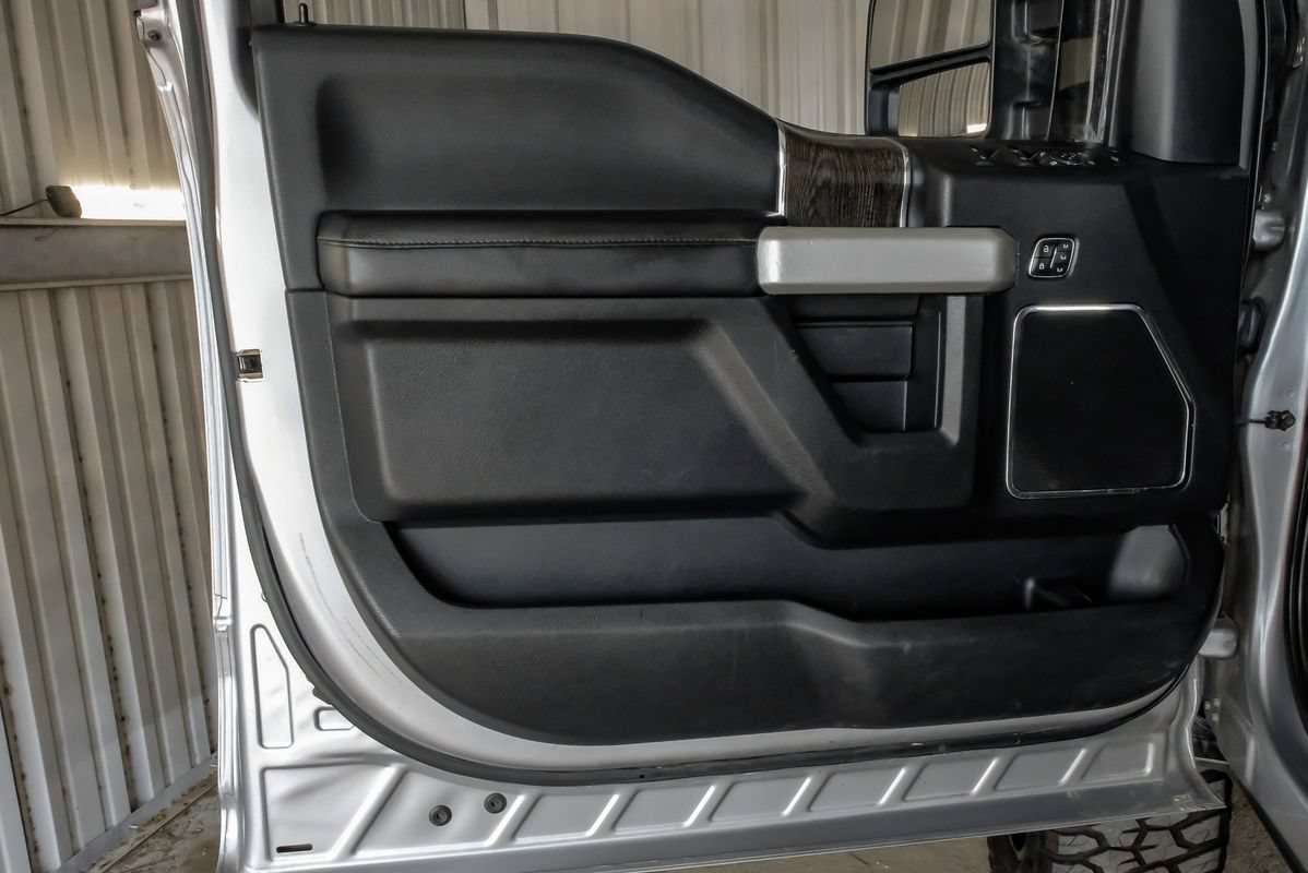 Used 2020 Ford F250 Lariat w/ Lariat Ultimate Package AWD/4WD image 42