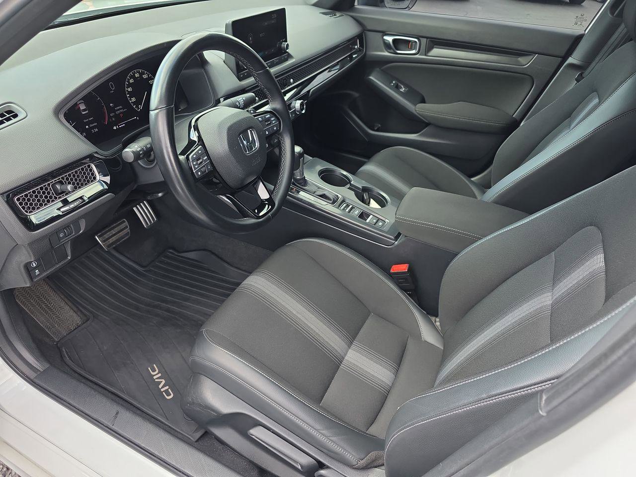 Used 2022 Honda Civic Sport image 4