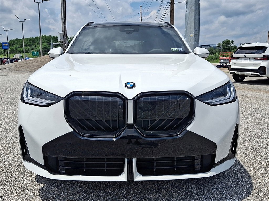 New 2025 BMW X3 xDrive30i w/ Premium Package image 2