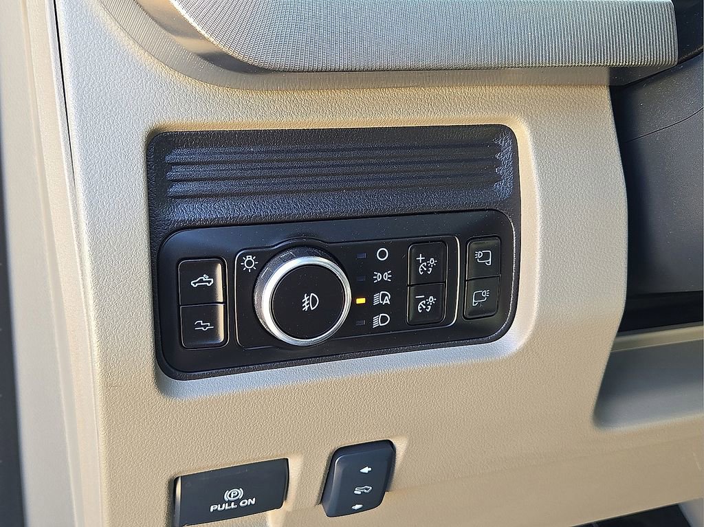 Used 2026 Ford F250 Platinum w/ Platinum Plus Package image 26