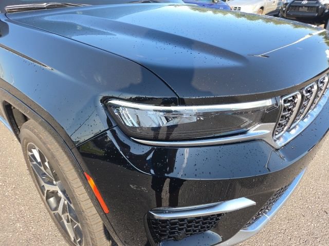Used 2025 Jeep Grand Cherokee Summit AWD/4WD image 20