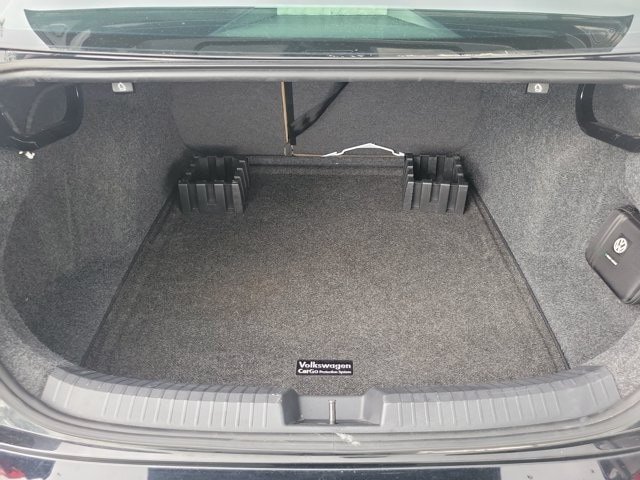 Used 2020 Volkswagen Jetta SE w/ SE Cold Weather Package FWD image 10
