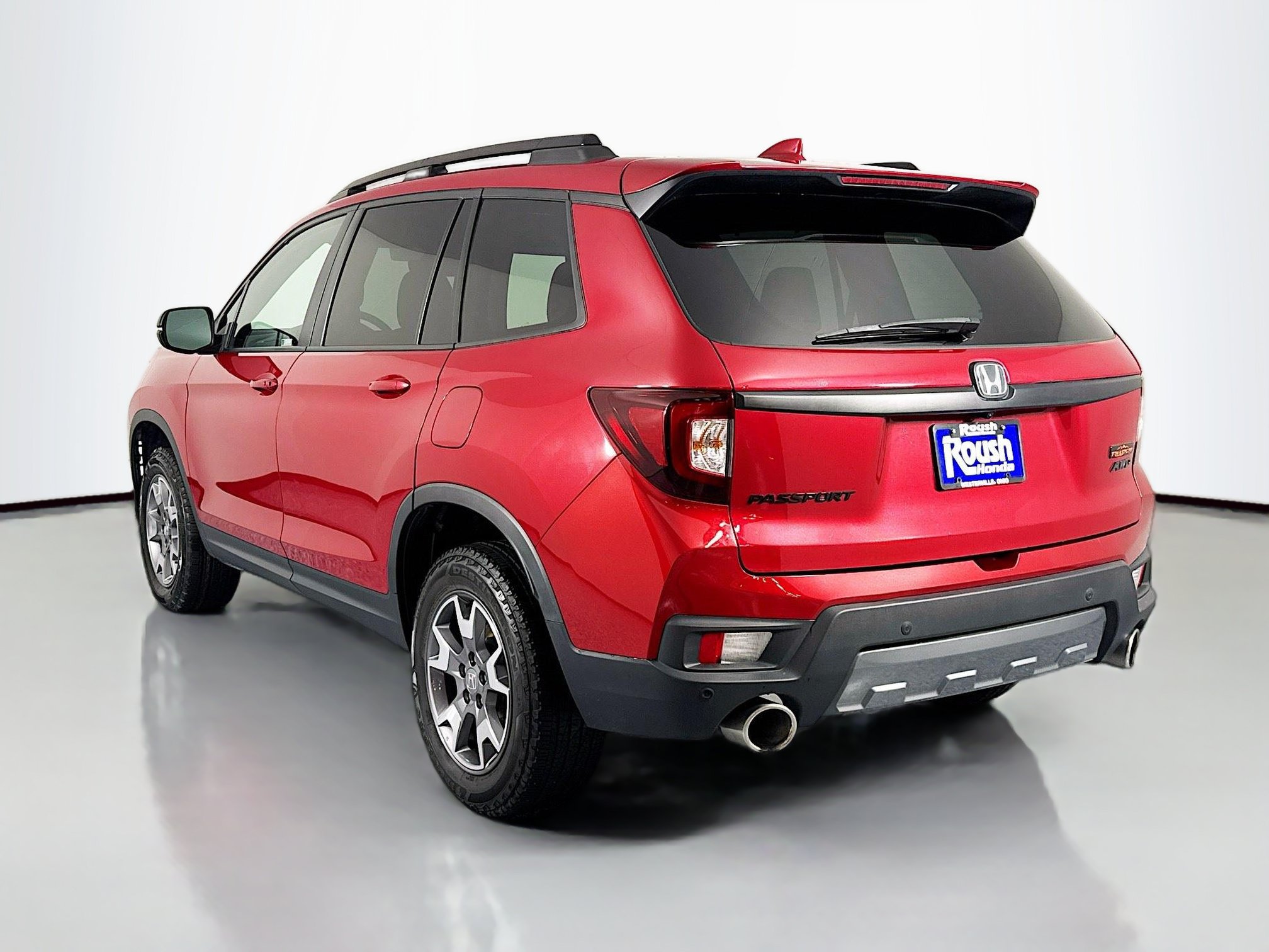 Certified 2023 Honda Passport TrailSport image 7