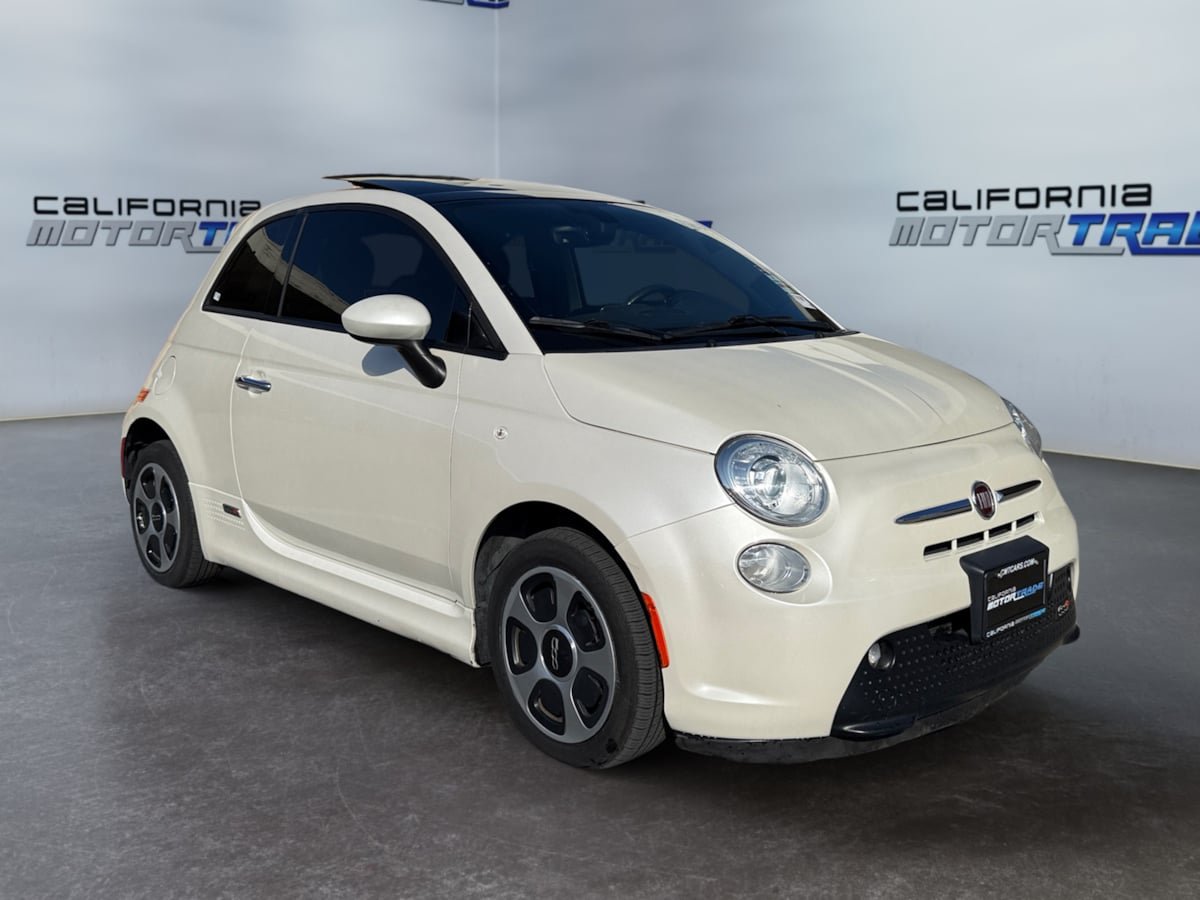 Used 2019 FIAT 500 e FWD image 3