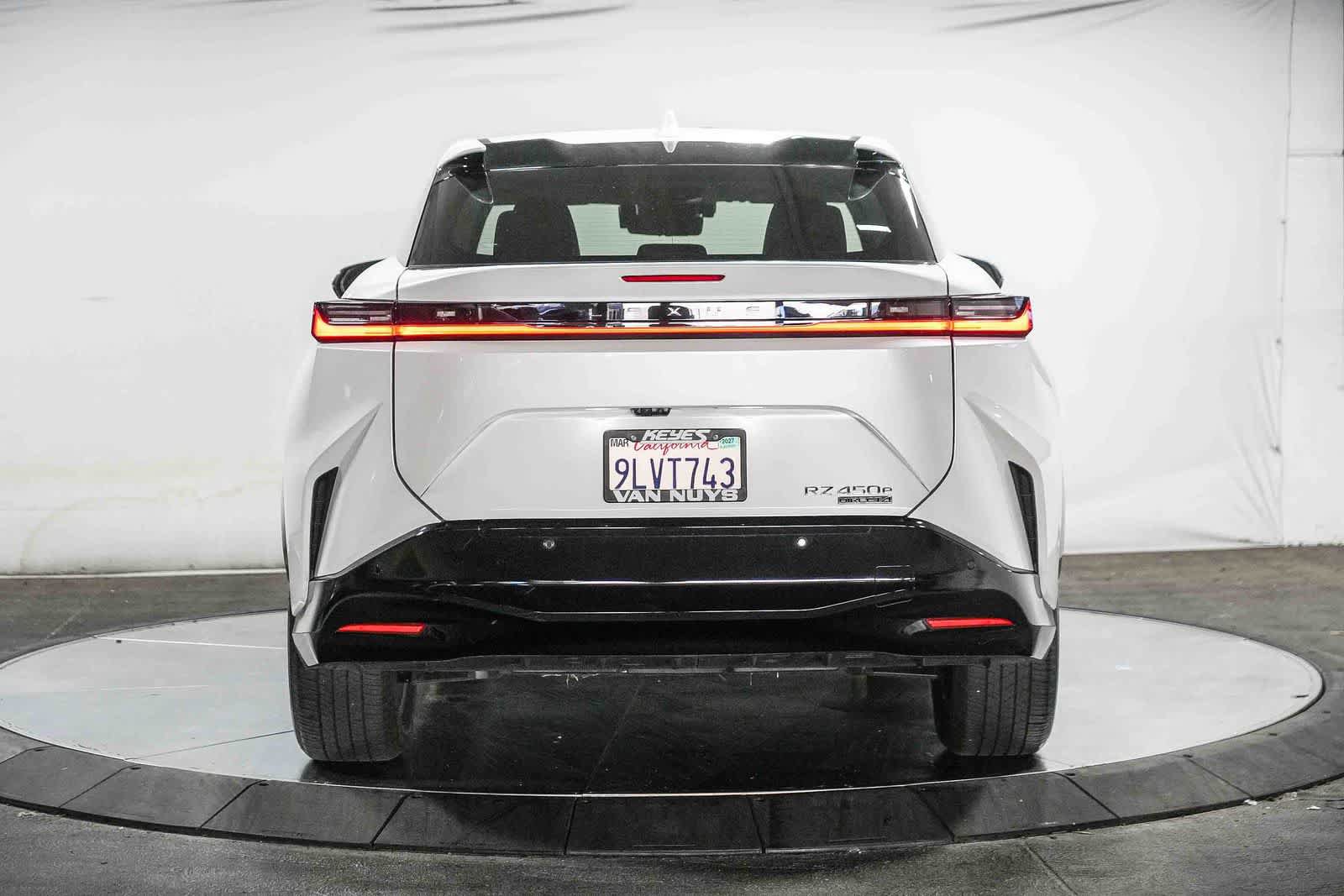 Used 2023 Lexus RZ 450e Premium w/ Technology Package AWD/4WD image 5