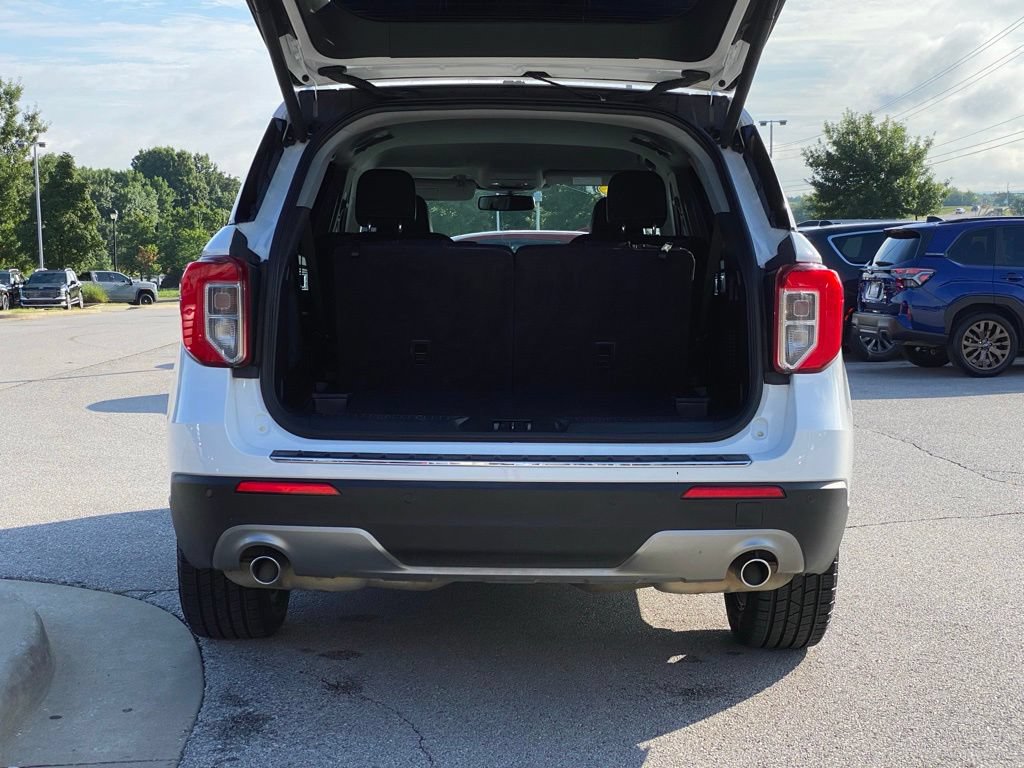 Certified 2023 Ford Explorer Limited w/ Equipment Group 301A RWD image 7