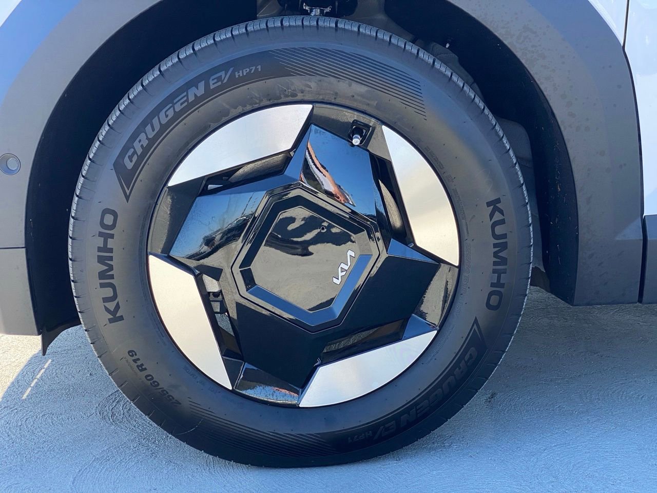 New 2026 Kia EV9 Wind image 9