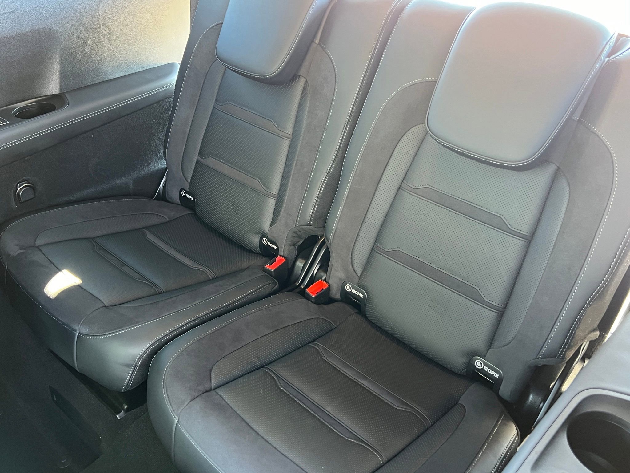 Used 2025 Mercedes-Benz GLS 63 AMG 4MATIC image 23