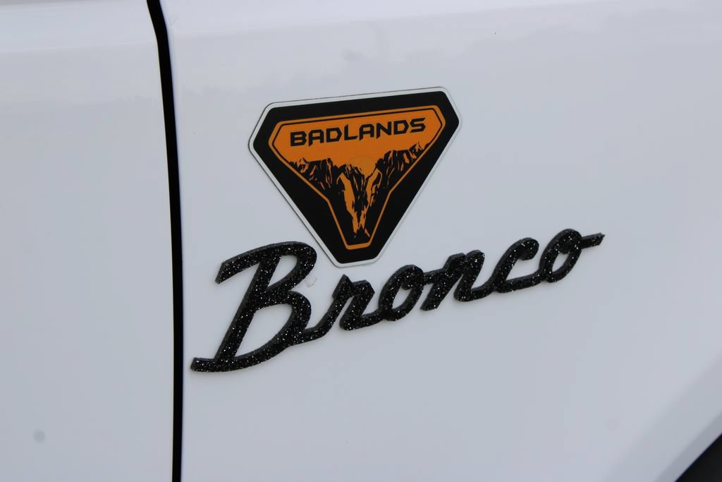 Used 2024 Ford Bronco Badlands AWD/4WD image 13