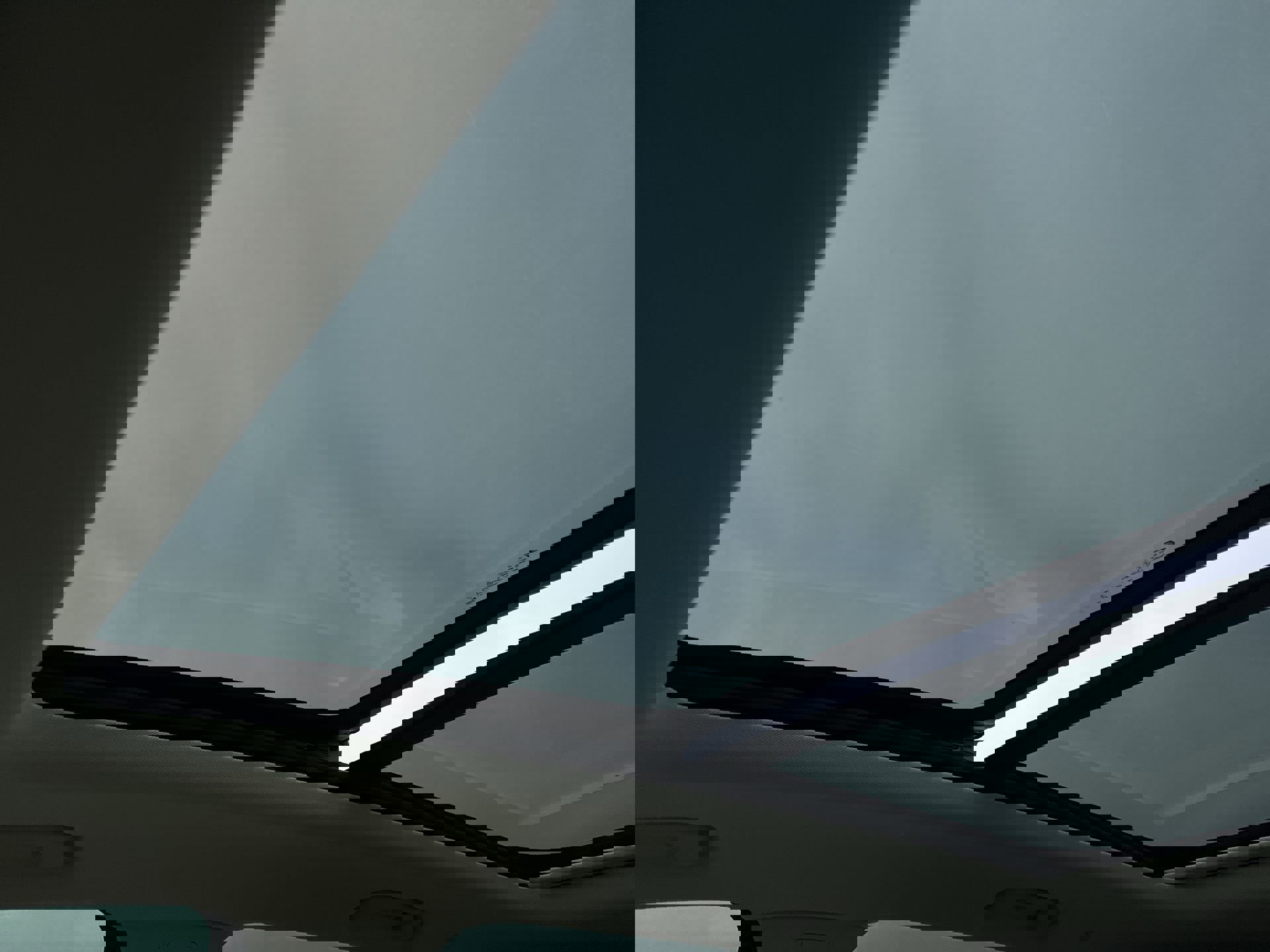 Certified 2021 Buick Envision Avenir w/ Technology Package II image 19