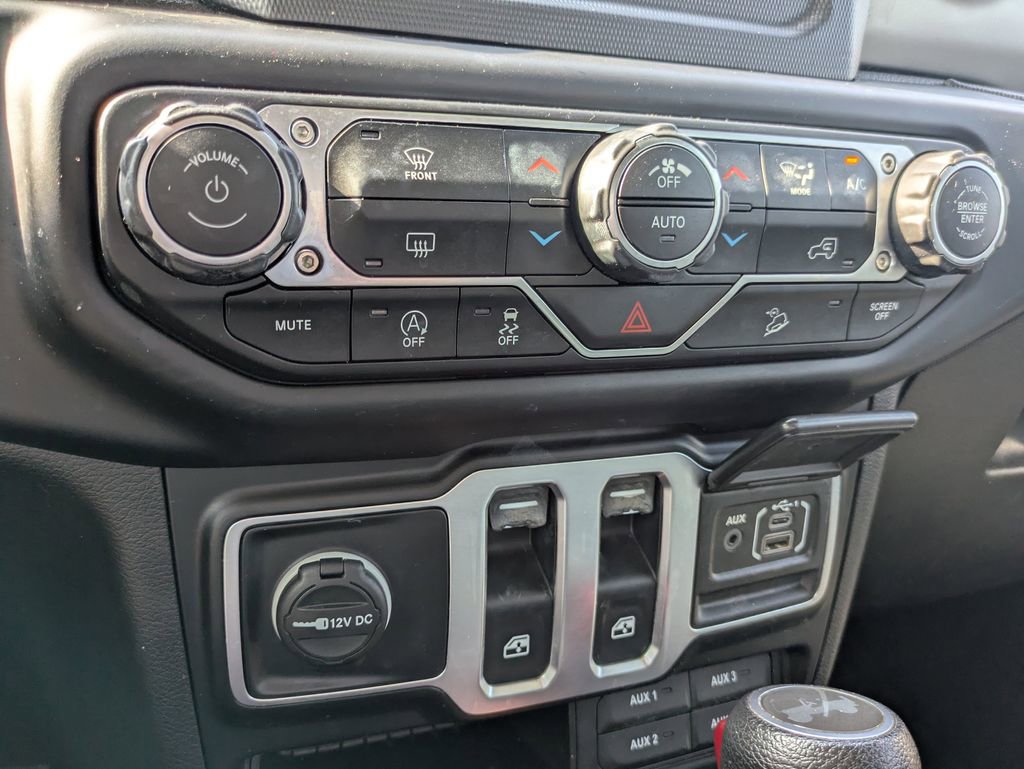 Used 2021 Jeep Wrangler Willys image 15