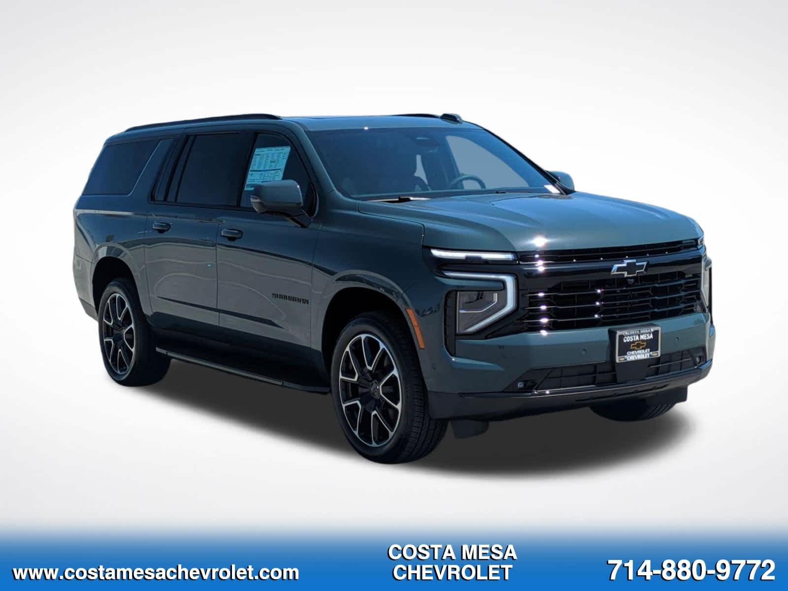 New 2026 Chevrolet Suburban RST w/ RST Capability Package AWD/4WD image 3