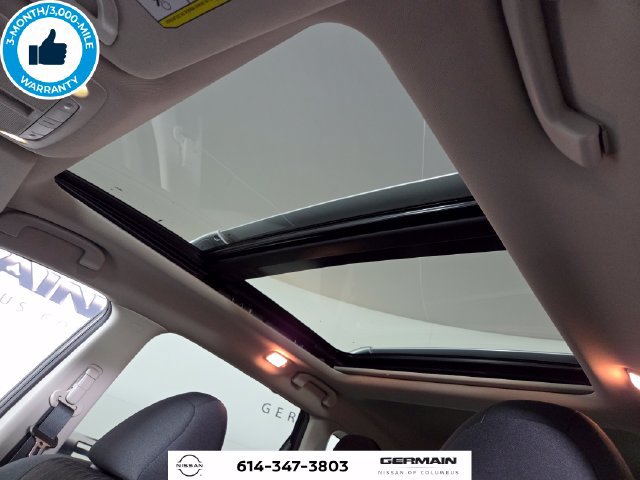 Used 2019 Nissan Rogue SV w/ Sun & Sound Touring Package AWD/4WD image 32