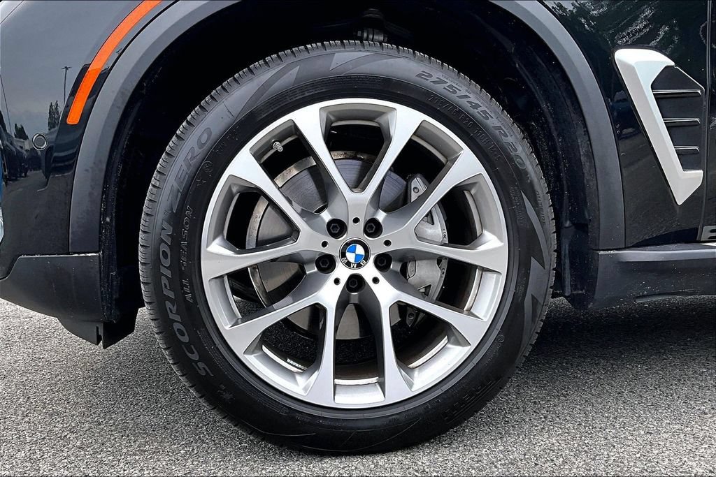 Used 2026 BMW X5 xDrive40i AWD/4WD image 10