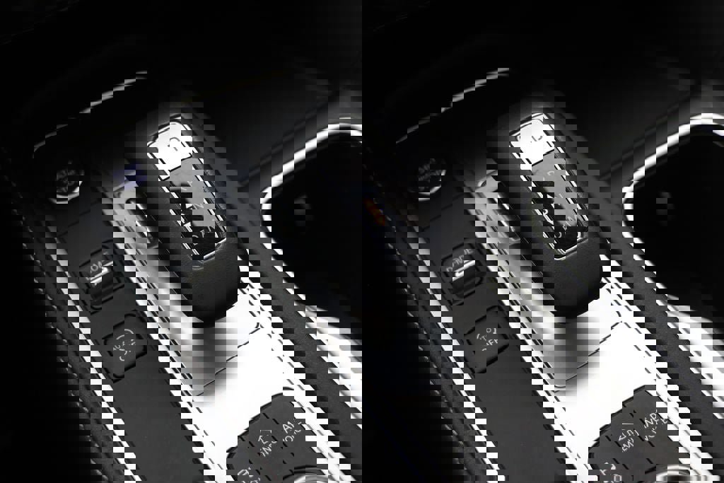 Used 2023 INFINITI QX60 Luxe w/ Performance Audio Package image 25