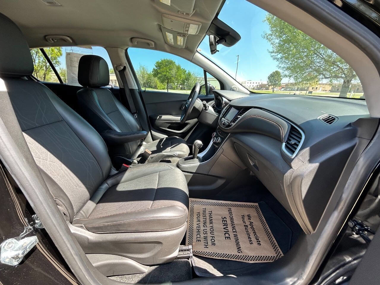 Used 2021 Chevrolet Trax LT w/ Driver Confidence Package image 16