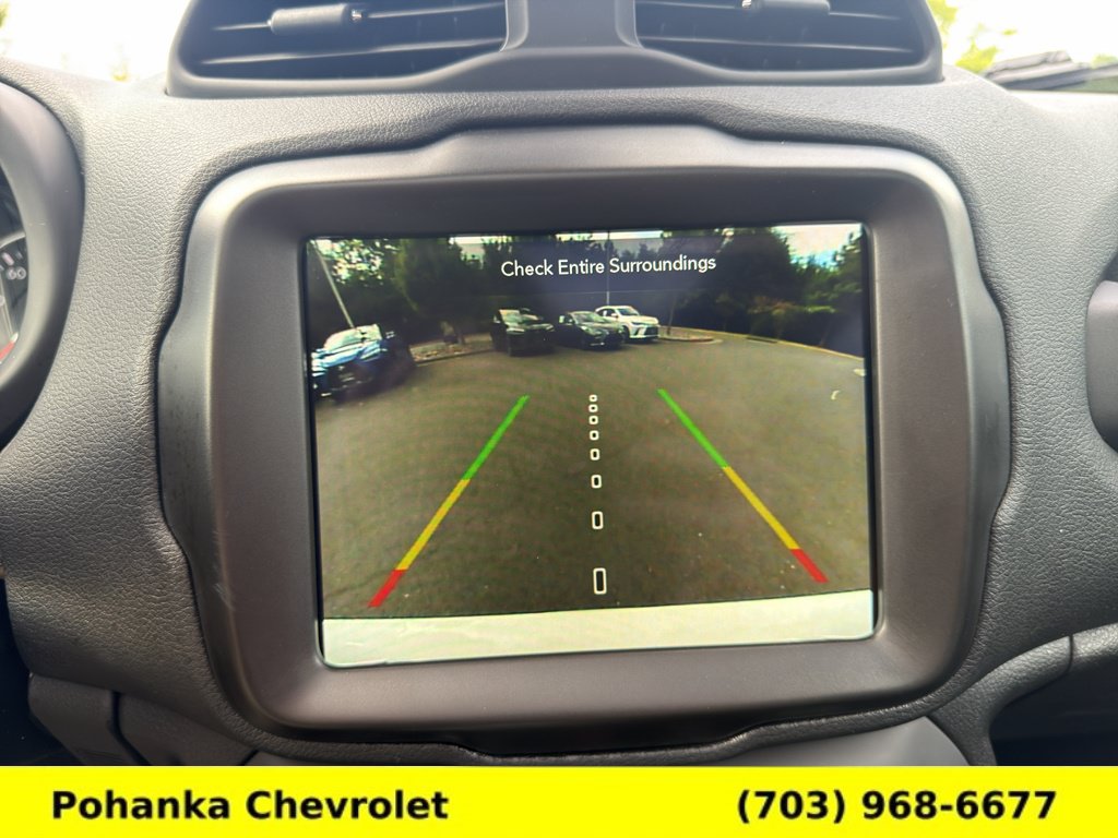 Used 2023 Jeep Renegade Altitude w/ Sun/Sound Group AWD/4WD image 17