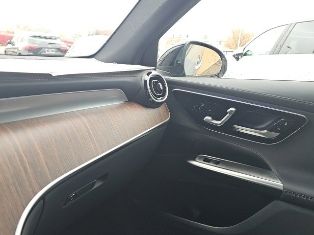 New 2026 Mercedes-Benz GLC 300 4MATIC image 26