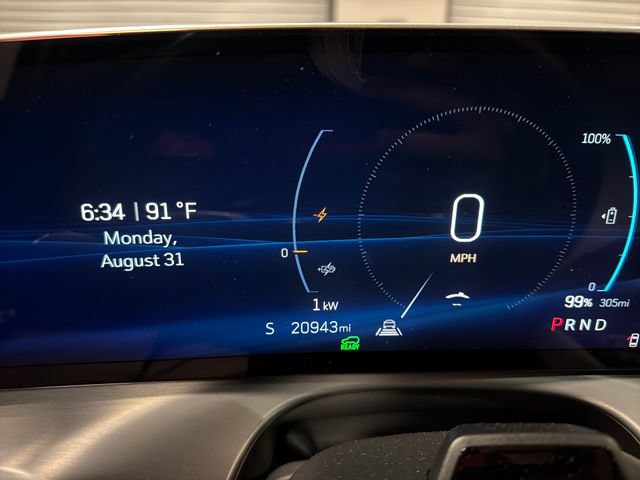 Certified 2026 Cadillac Vistiq Sport AWD/4WD image 17