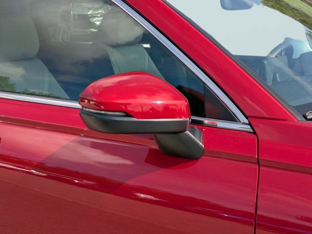 Used 2025 Honda CR-V LX image 12