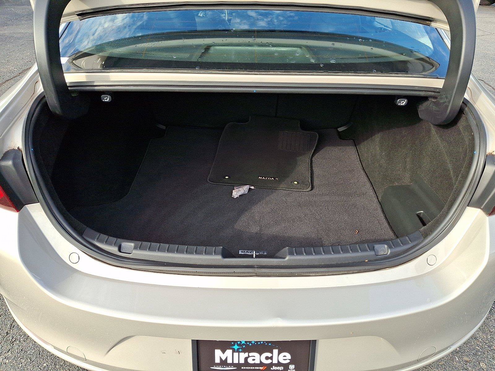 Used 2023 MAZDA MAZDA3 s FWD image 28