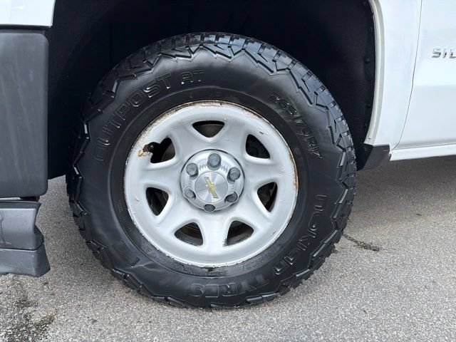 Used 2018 Chevrolet Silverado 1500 W/T w/ WT Fleet Convenience Package AWD/4WD image 9
