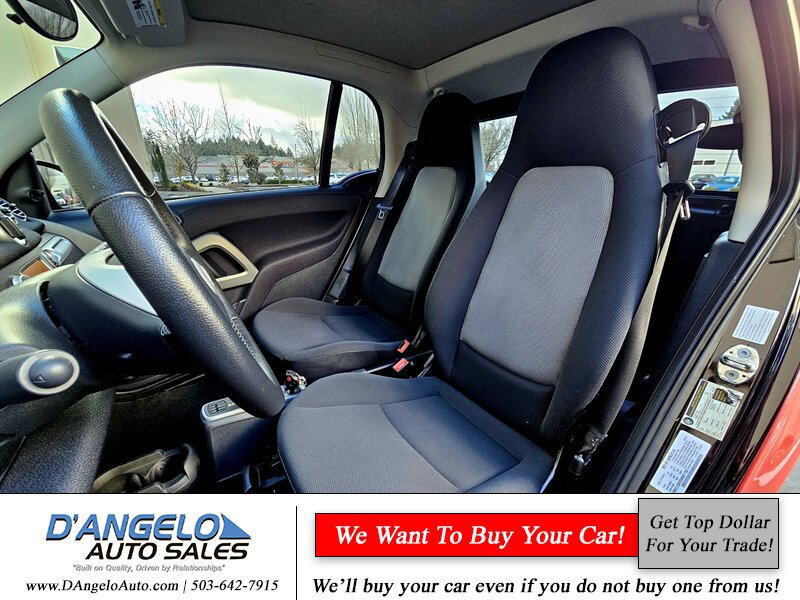 Used 2013 smart fortwo pure RWD image 33