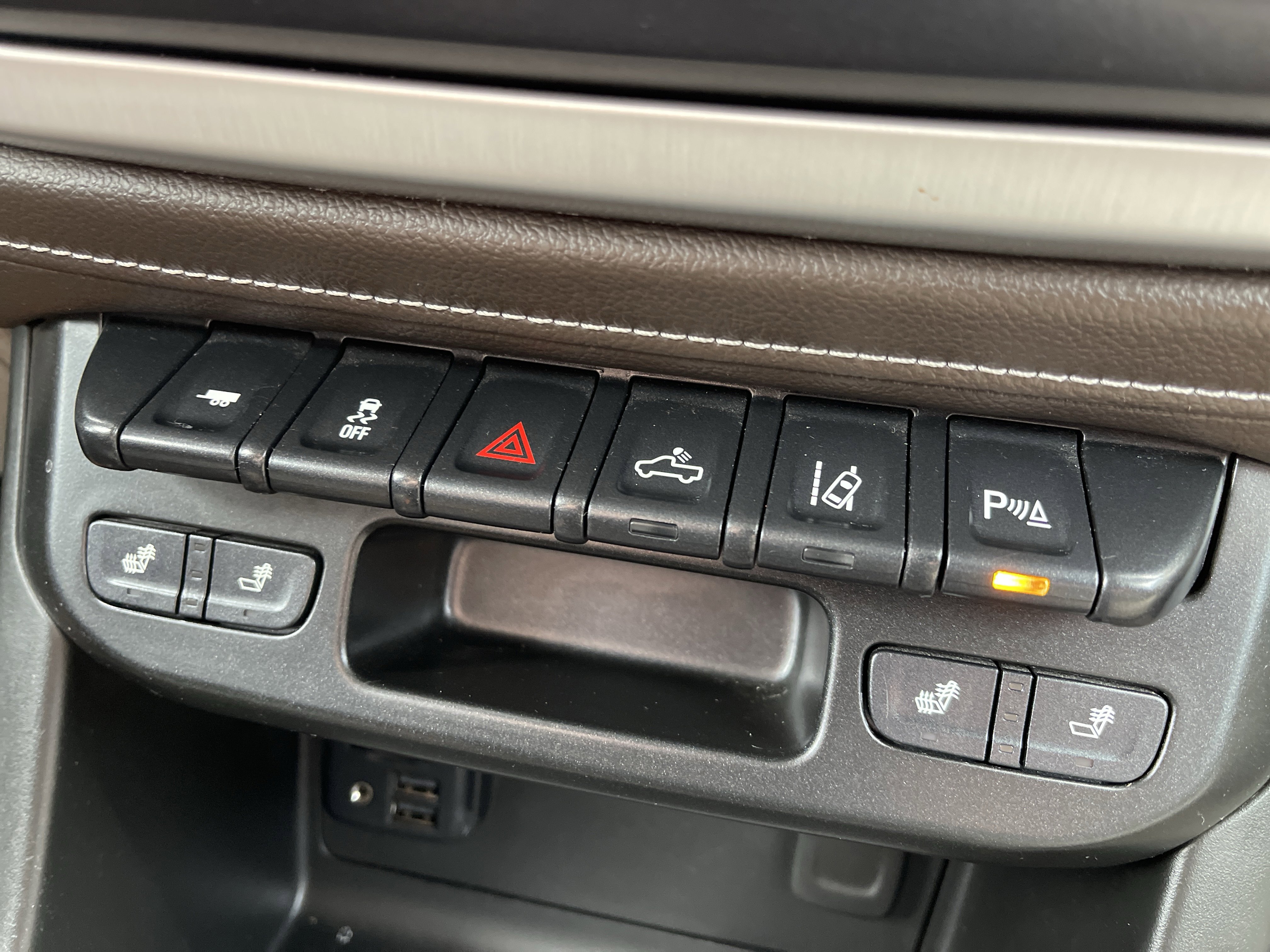 Used 2020 GMC Canyon SLT w/ Driver Alert Package image 28