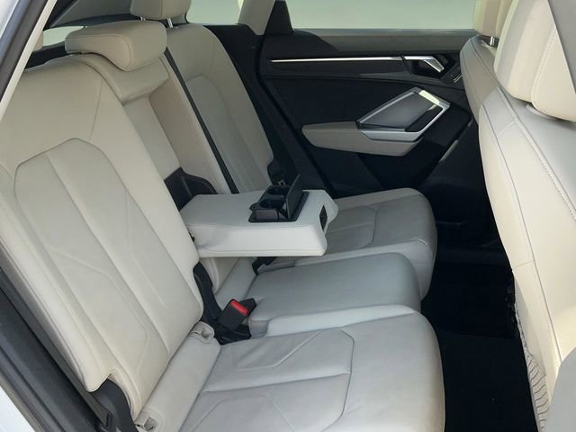 Used 2025 Audi Q3 2.0T Premium image 17