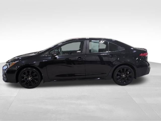 Used 2022 Toyota Corolla SE w/ Carpet Mat Package (TMS) image 10