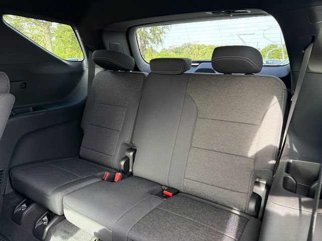 New 2026 Chevrolet Traverse LT w/ Midnight/Sport Edition FWD image 19