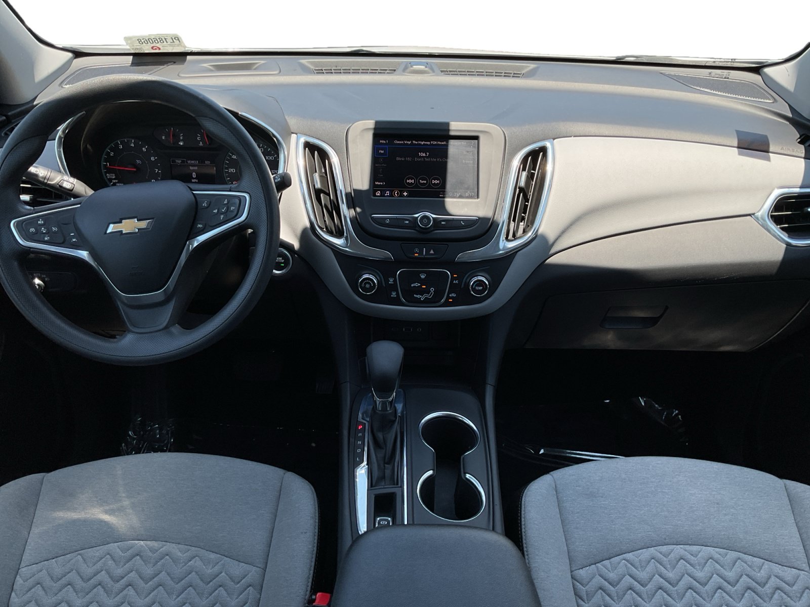 Used 2023 Chevrolet Equinox LS FWD image 10