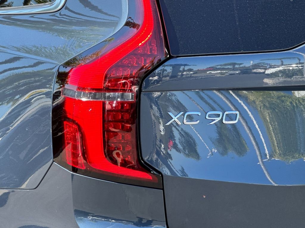 New 2026 Volvo XC90 B5 Core image 27
