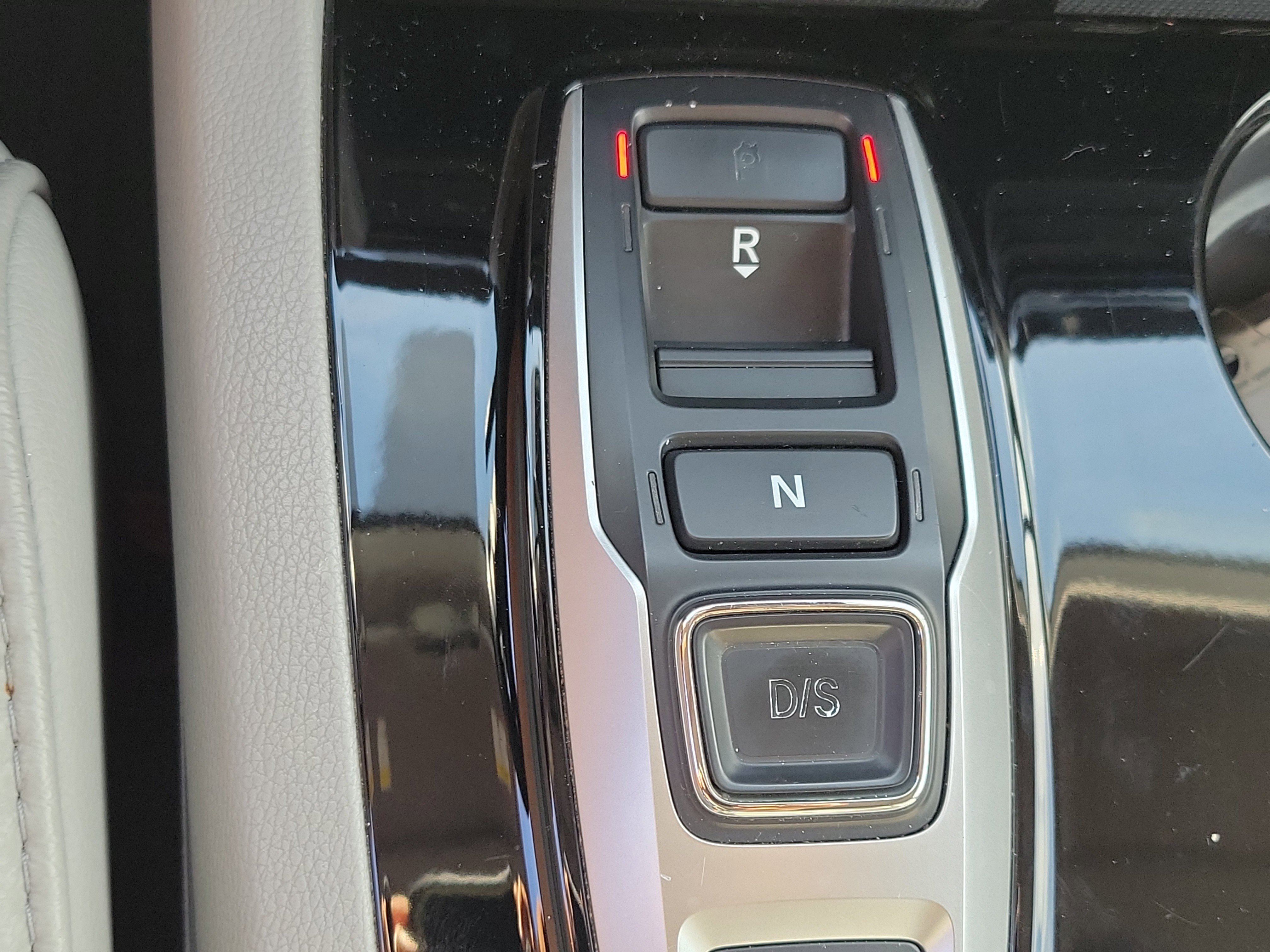 Used 2019 Honda Pilot Touring image 30