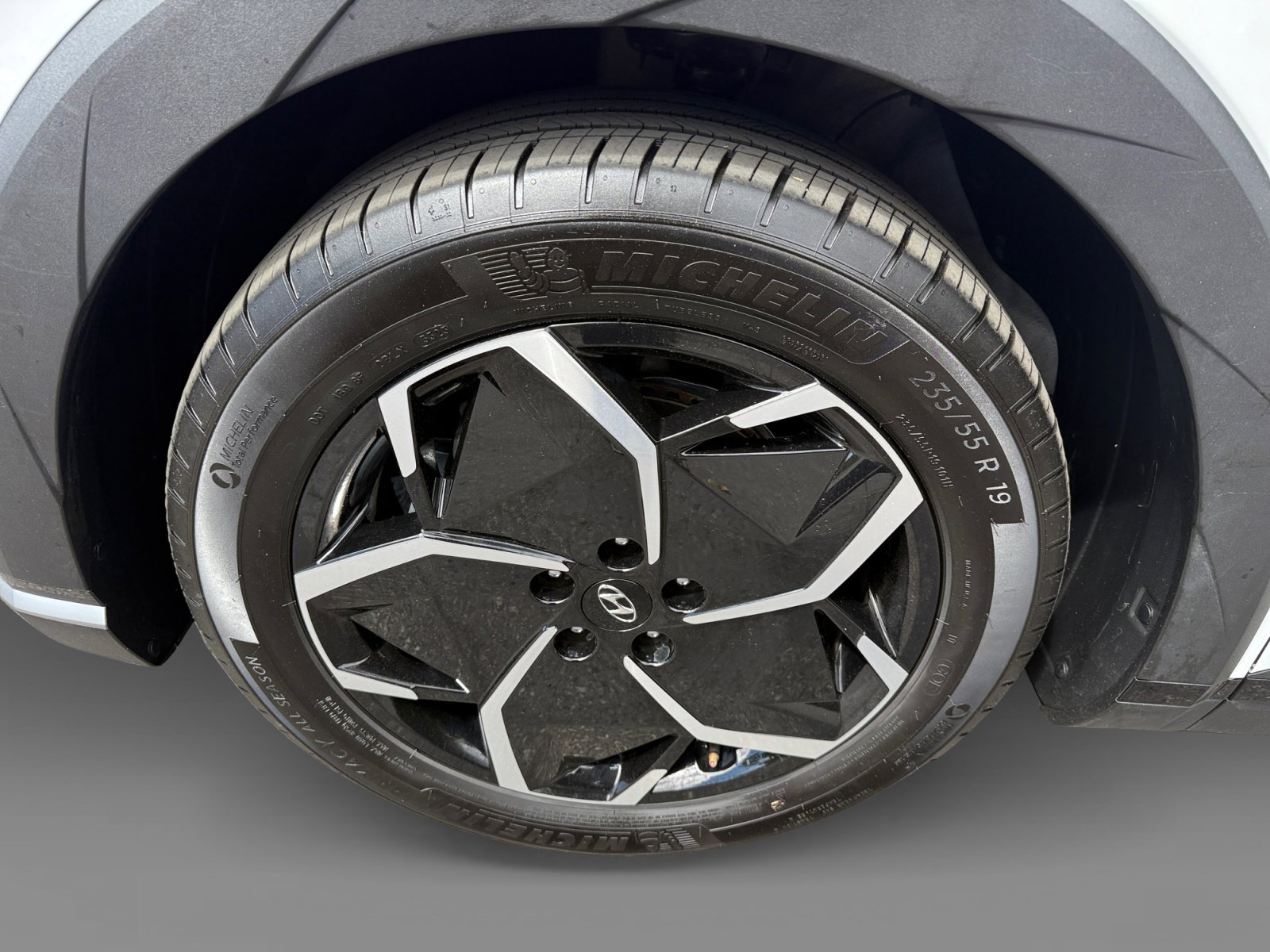 Certified 2024 Hyundai Ioniq 5 SEL image 9