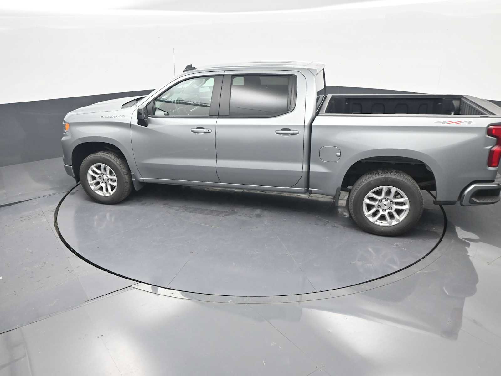 Used 2026 Chevrolet Silverado 1500 RST AWD/4WD image 29