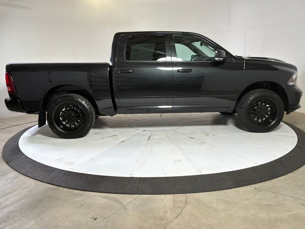 Used 2015 RAM 1500 Sport w/ Black Ram 1500 Sport Group AWD/4WD image 5
