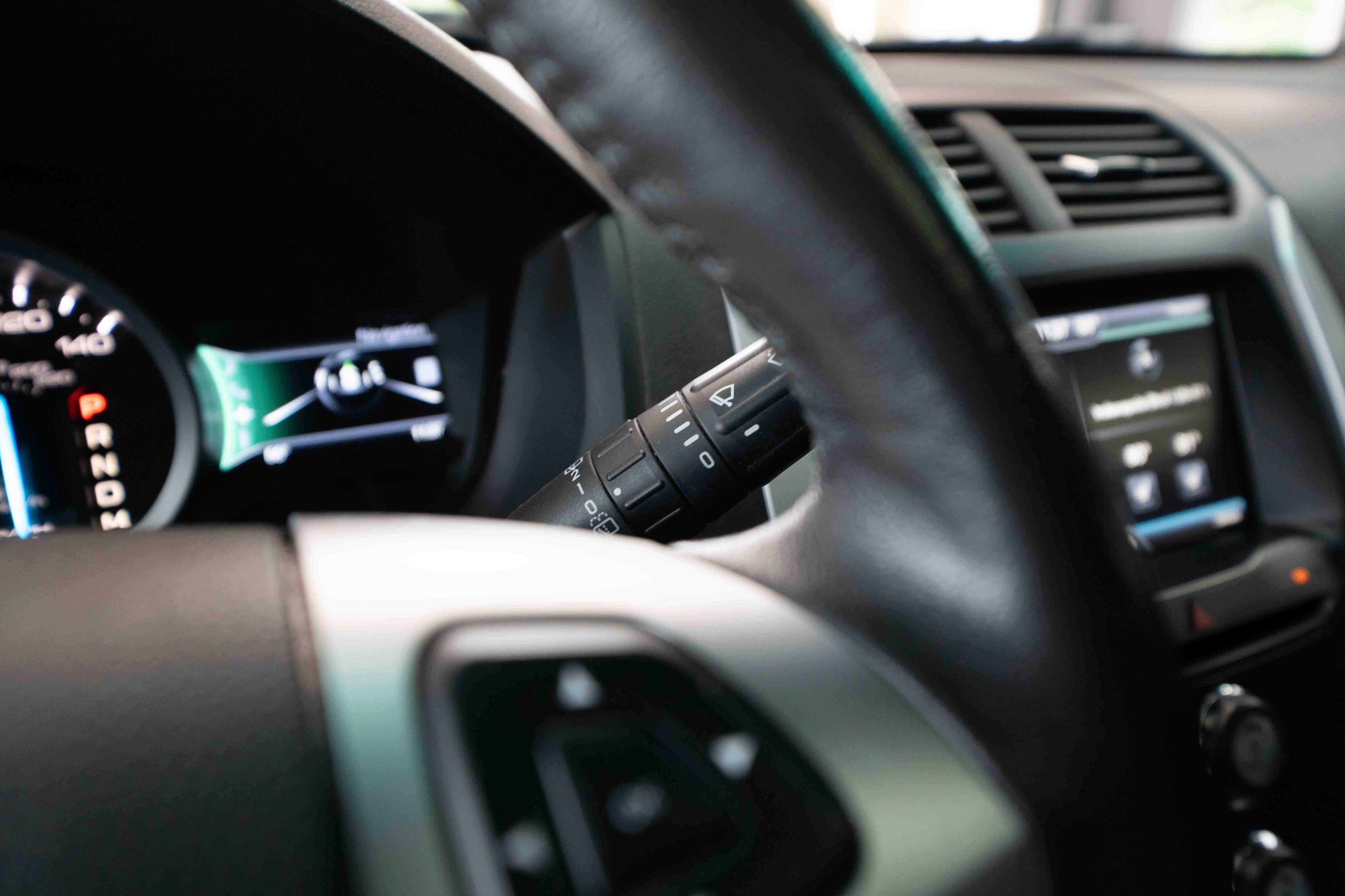 Used 2013 Ford Explorer XLT image 14