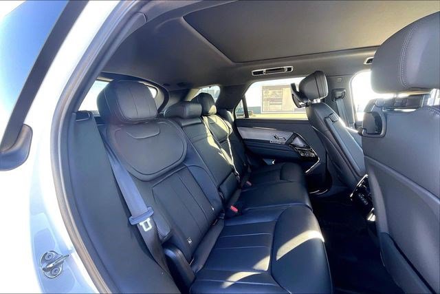 New 2026 Land Rover Range Rover Sport Dynamic SE image 11