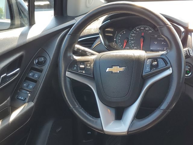Used 2018 Chevrolet Trax Premier FWD image 30
