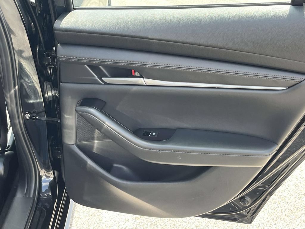 Used 2025 MAZDA MAZDA3 s FWD image 19