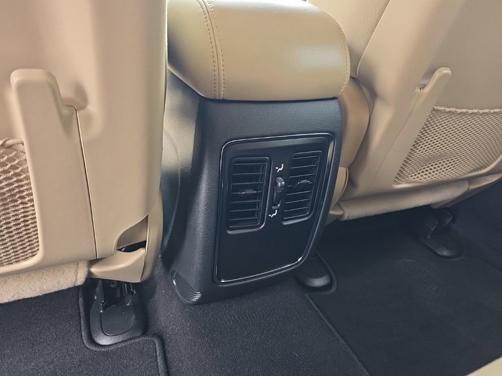 Used 2019 Dodge Durango SXT AWD/4WD image 13