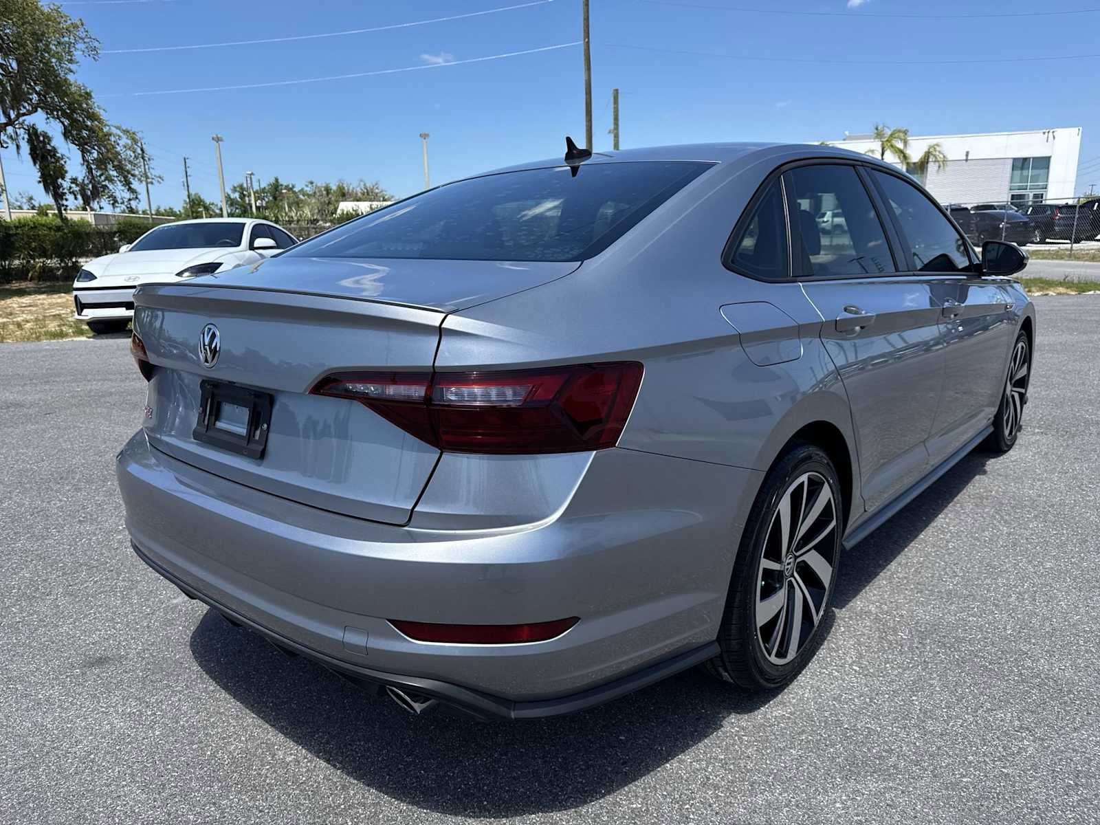 Used 2020 Volkswagen Jetta GLI image 6