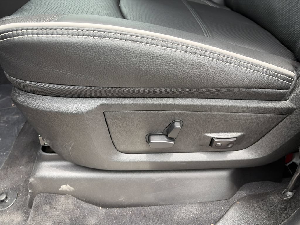 New 2026 RAM 2500 Limited AWD/4WD image 12