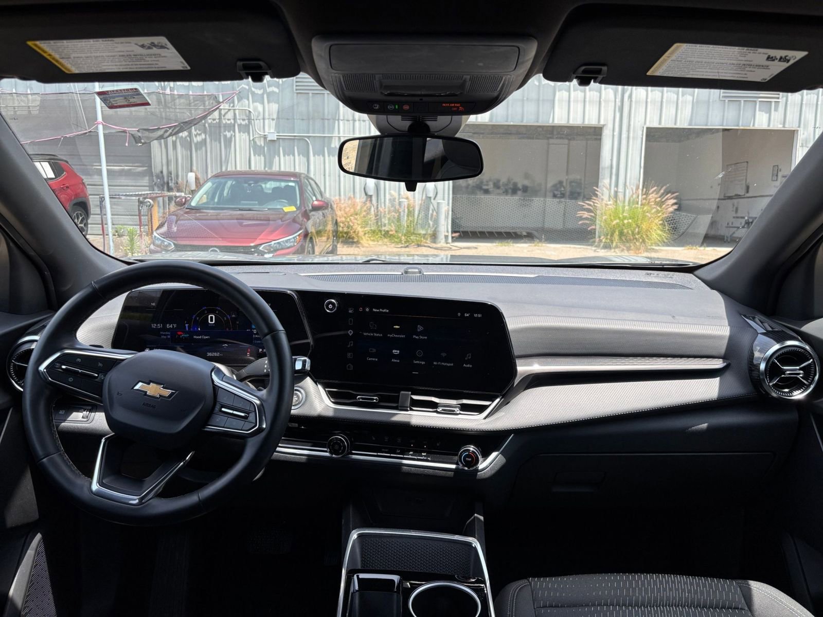 Used 2025 Chevrolet Equinox LT FWD image 33